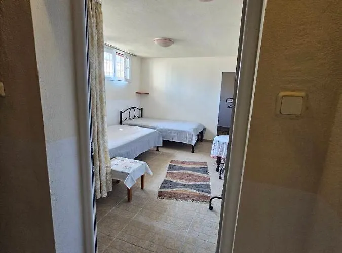 Spyros Comfy&cool Place Karianí